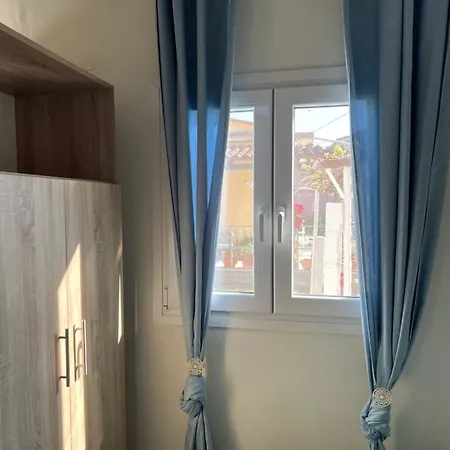 Vasiliki Little House 別荘 カノニ