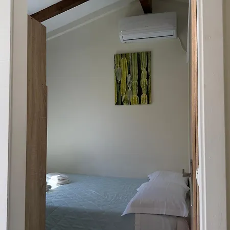 Vasiliki Little House Дом отдыха *