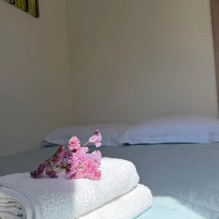 Дом отдыха Vasiliki Little House *