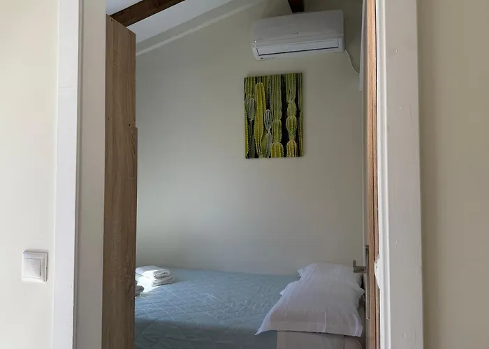 Vasiliki Little House Дом отдыха *