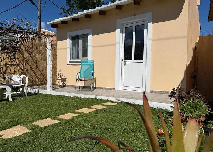 Vasiliki Little House * Канони